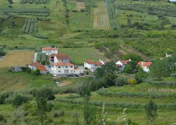 Casa 4 Estacoes Дом отдыха *